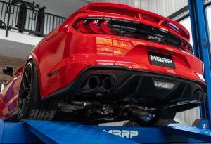 MBRP S72113CF Race Profile Axle-Back uitlaatsysteem geschikt voor Ford Mustang GT / Mach 1 / Bullitt
