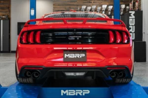 MBRP S72113CF Race Profile Axle-Back uitlaatsysteem geschikt voor Ford Mustang GT / Mach 1 / Bullitt