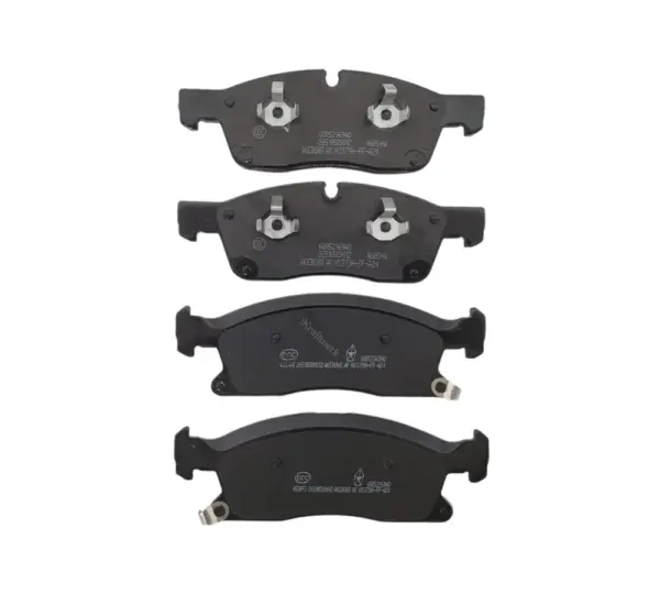 Oryginalne klocki hamulcowe Mopar 68052369AE do Jeep Grand Cherokee 3.0, 3.6 i 5.7 od 2011 do 2022 (oś przednia)